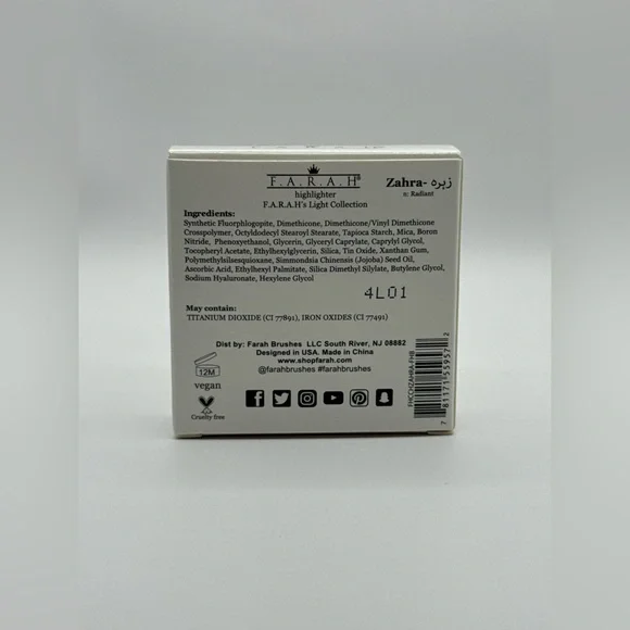 White Compact Powder - Picture 12 of 12